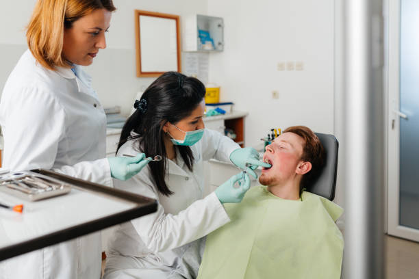 Best Cracked Tooth Emergency Dentist  in Clifton, AZ